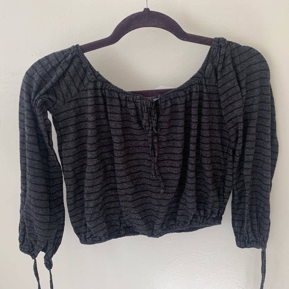 Cropped Longsleeve Shirt